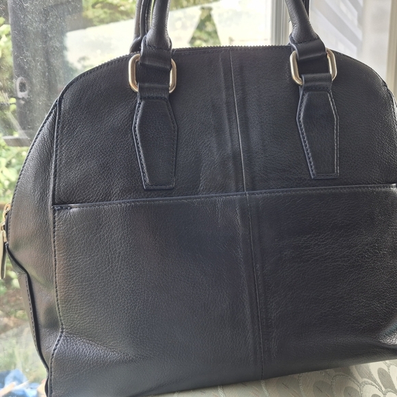 DANIER Navy blue Leather Handbag - Picture 2 of 16